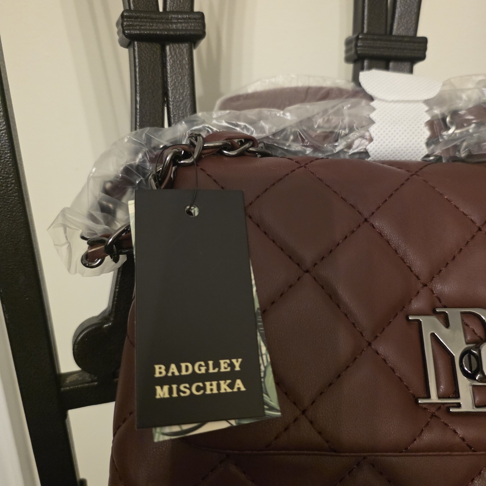 NWT Badgley Mischka Quilted Crossbody - Picture 2 of 10